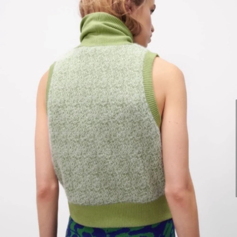 Zara Mock Turtleneck Sleeveless Sweater - Picture 2 of 4